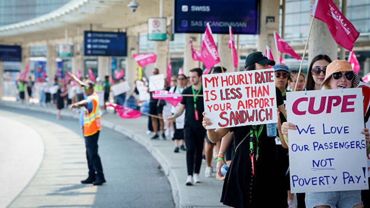 Air Canada Grounded as Flight Attendants Strike