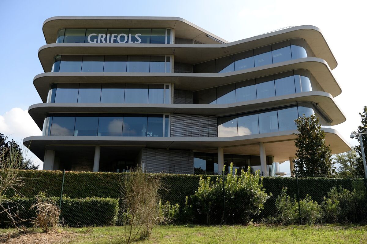 Grifols Gives Chairman More Power in New Bid to Boost Confidence