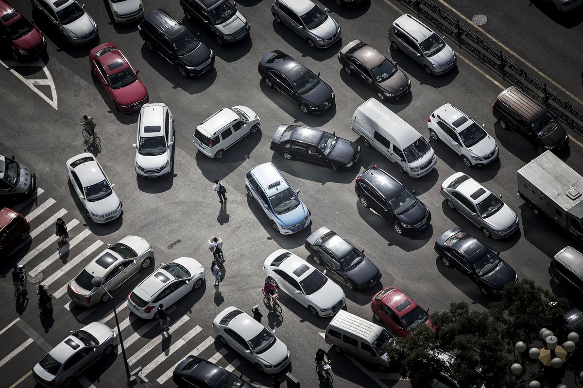 Electric Vehicle Market So Far Belongs to China - Bloomberg