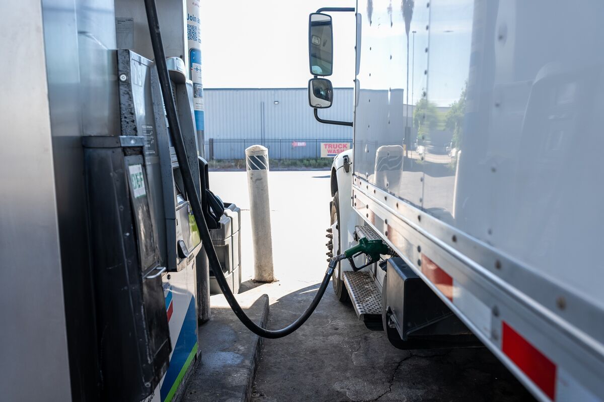 bloomberg.com - Alex Longley - The Oil Market Needs a Quick Saudi Pipeline Restart