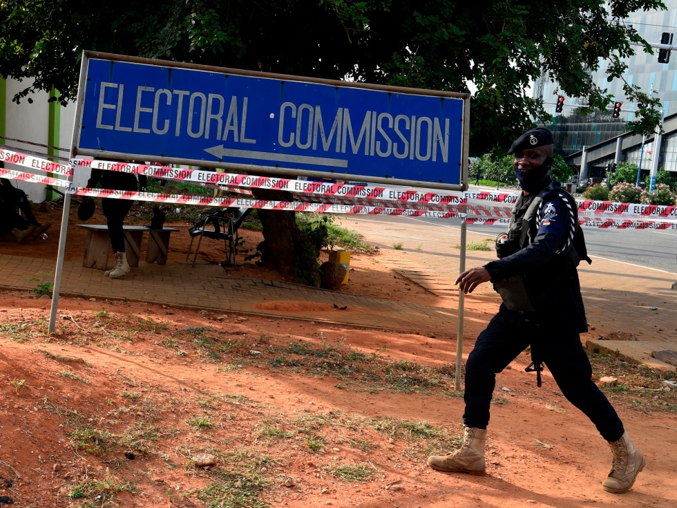 Ghana Opposition Alleges Rigging As Election Result Delayed - Bloomberg