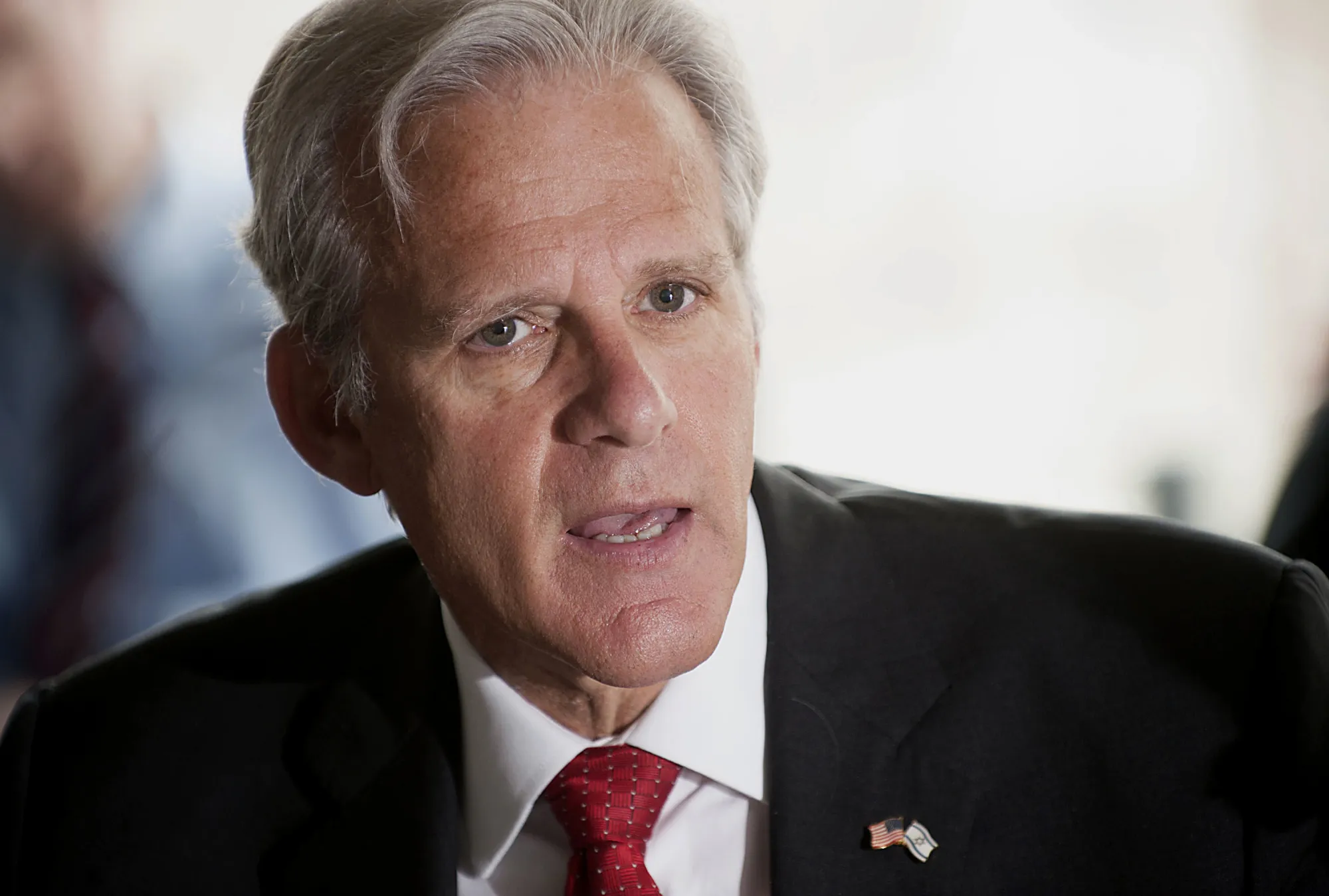 Michael Oren has advised Prime Minister Benjamin Netanyahu to seek U.S. recognition for Israel's control of the Golan Heights.
