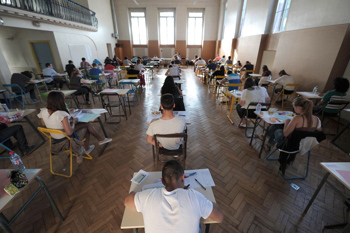 CFA Final Pass Rate Falls to 47%, Staying Below Historic Average