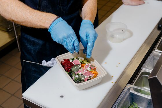 Dig Inn Wants to Optimize Your Sad Desk Lunch
