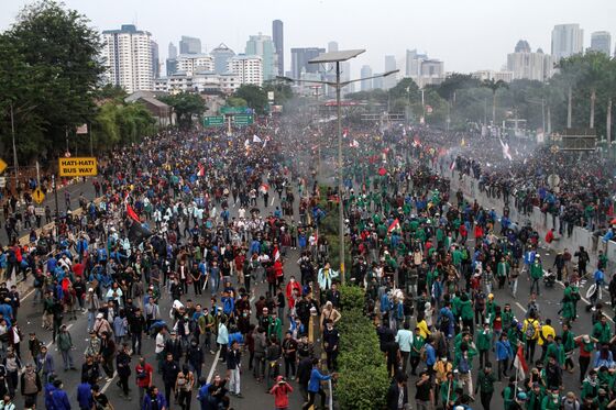 Violent Protests in Indonesia Signal Tough Road Ahead for Jokowi