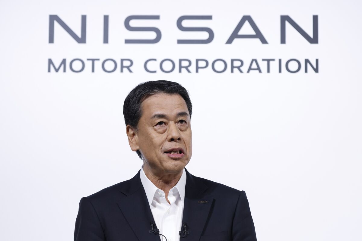 Nissan Shares Tumble After Cutting 9,000 Jobs and Halving CEO Pay