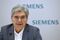 Siemens Tops Profit Estimates, Plans Listing of Energy Unit