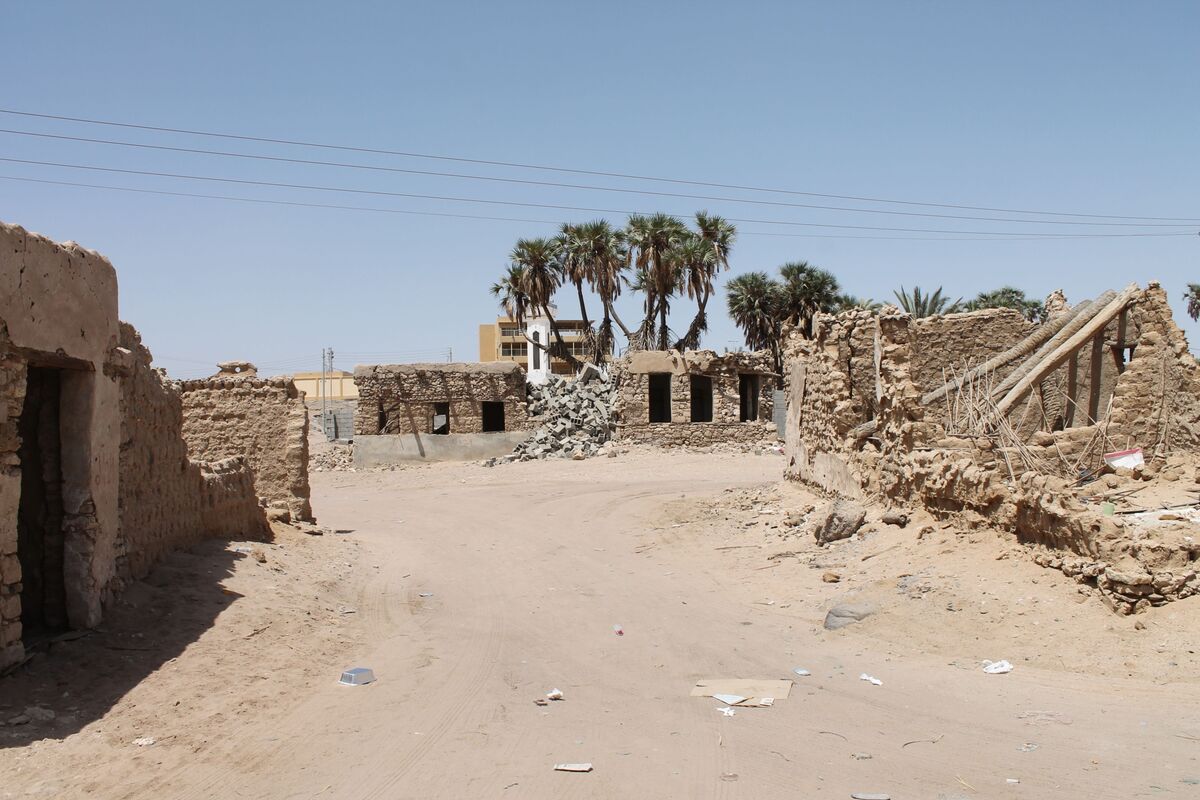 Hope Turns to Doubt, Then Gunfire, as New Saudi Megacity Emerges