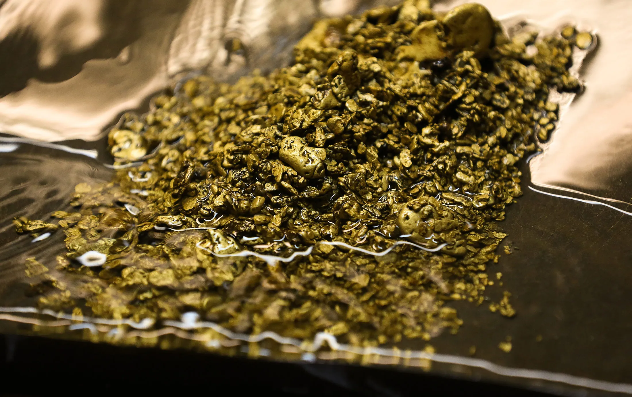1500982181_Gold-nuggets