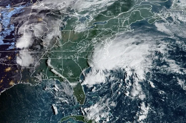 Tropical Cyclone 16 Off Atlantic Coast Likely to Be Ophelia - Bloomberg
