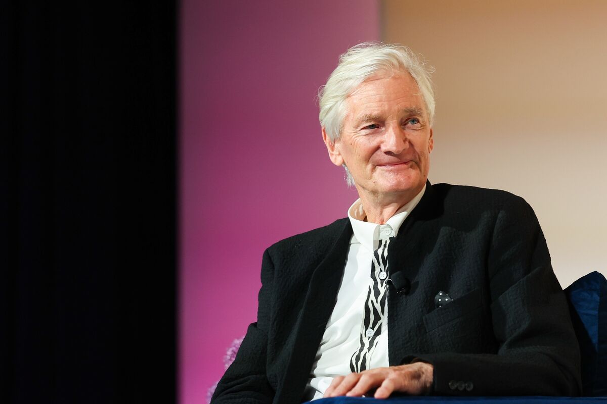Billionaire Dyson to Take $300 Million Dividend as Payout Rises