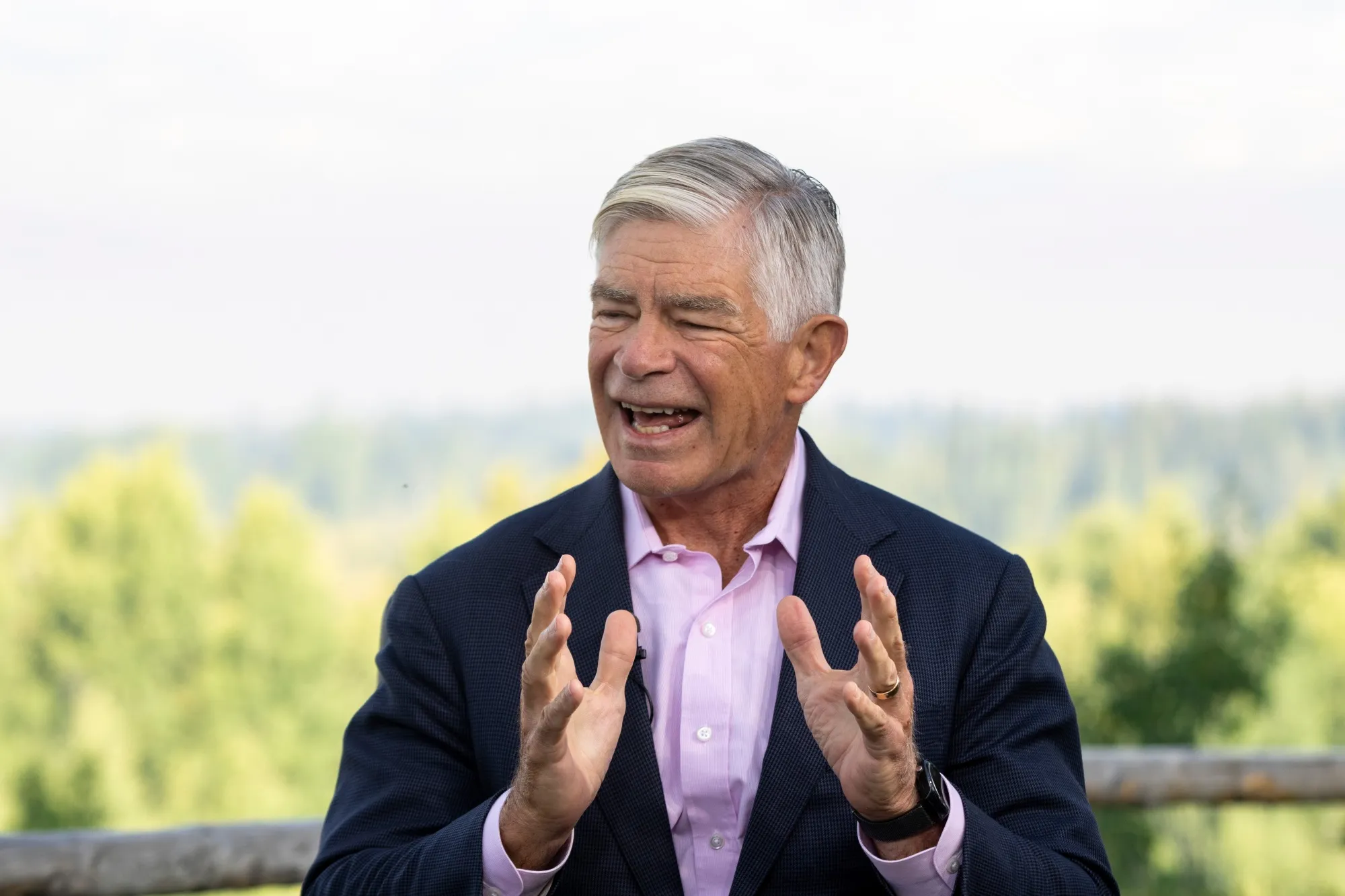 フィラデルフィア連銀総裁、金利据え置きを支持－政策なお景気抑制的 - Bloomberg