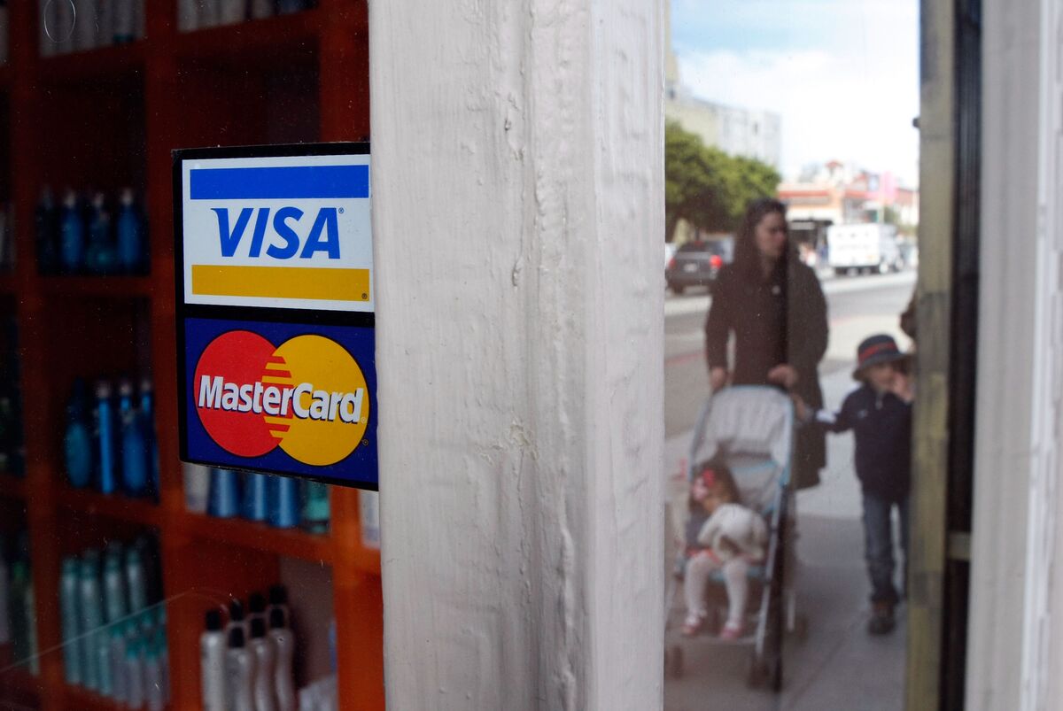 🟪"Investimenti in Vista: Mastercard e Visa Sotto la Lente degli Analisti dopo il Rapporto sulle Commissioni"