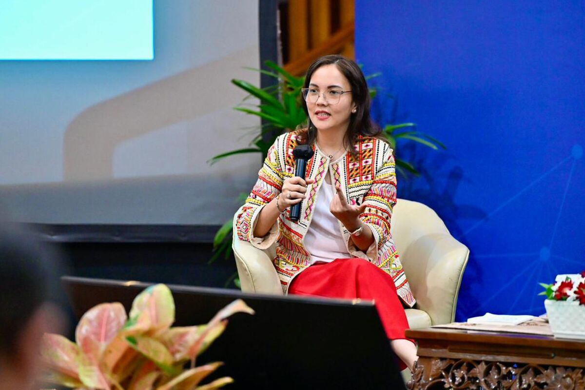 Indonesia to Roll Out Trustee Rules Next Year to Draw Capital.