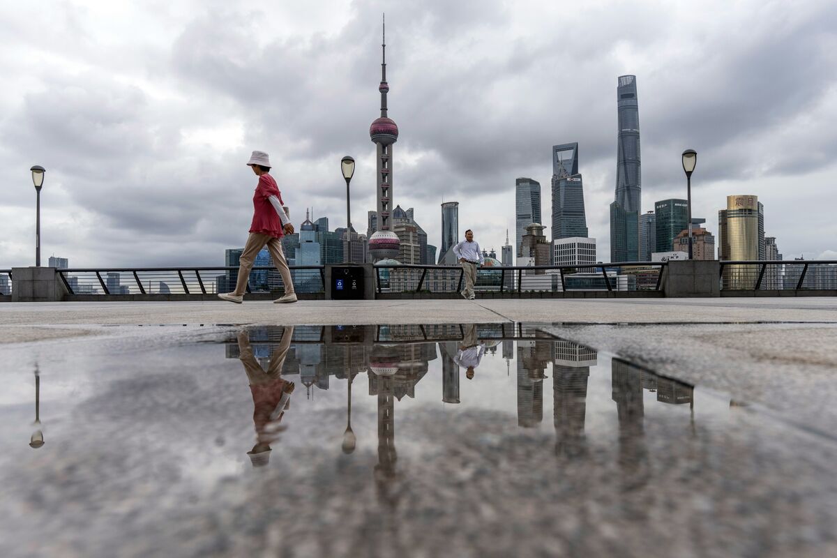 ブルームバーグのニュース記事「中国株大幅高、AIや「小エヌビディア」に買い－個人主導の流動性相場」の画像