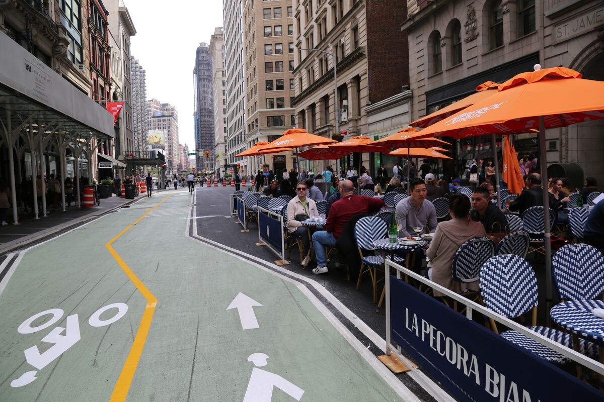 In Bid for Survival, Business Districts Welcome Bikes and Pedestrians -  Bloomberg