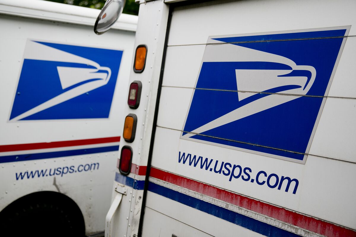 states-lose-fight-to-get-usps-outside-monitor-for-election-mail-bloomberg