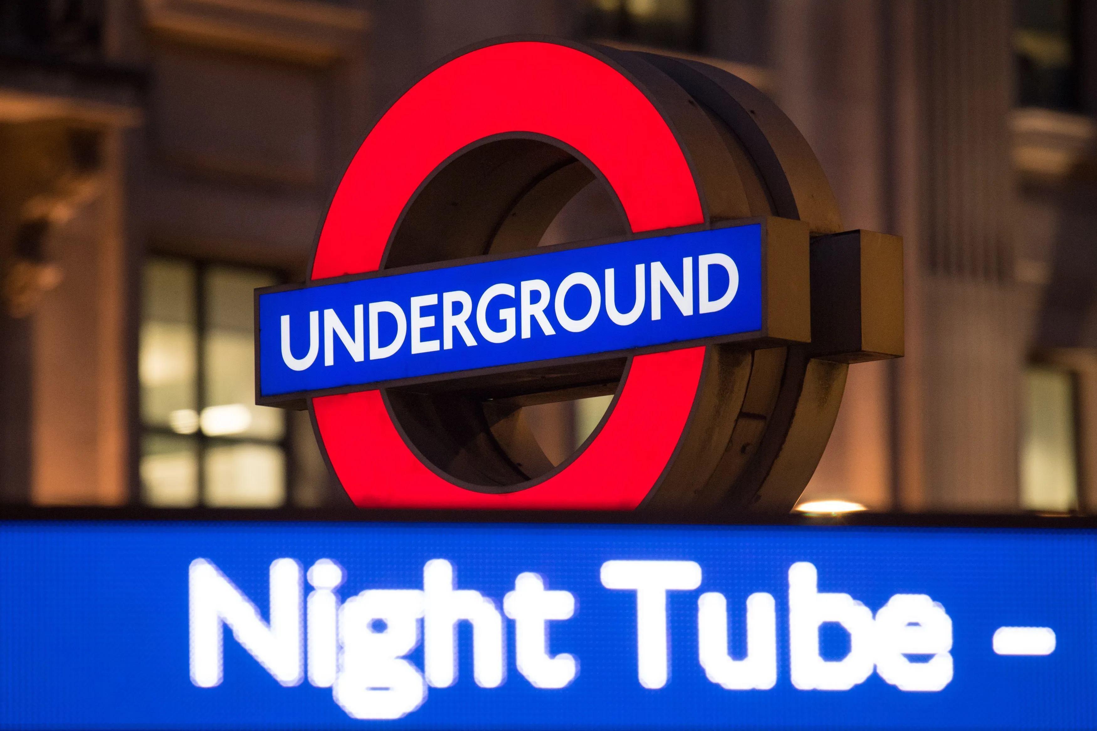 Etube Pln Night Tube Strikes This Weekend: Drivers Plan New Walkouts - Bloomberg