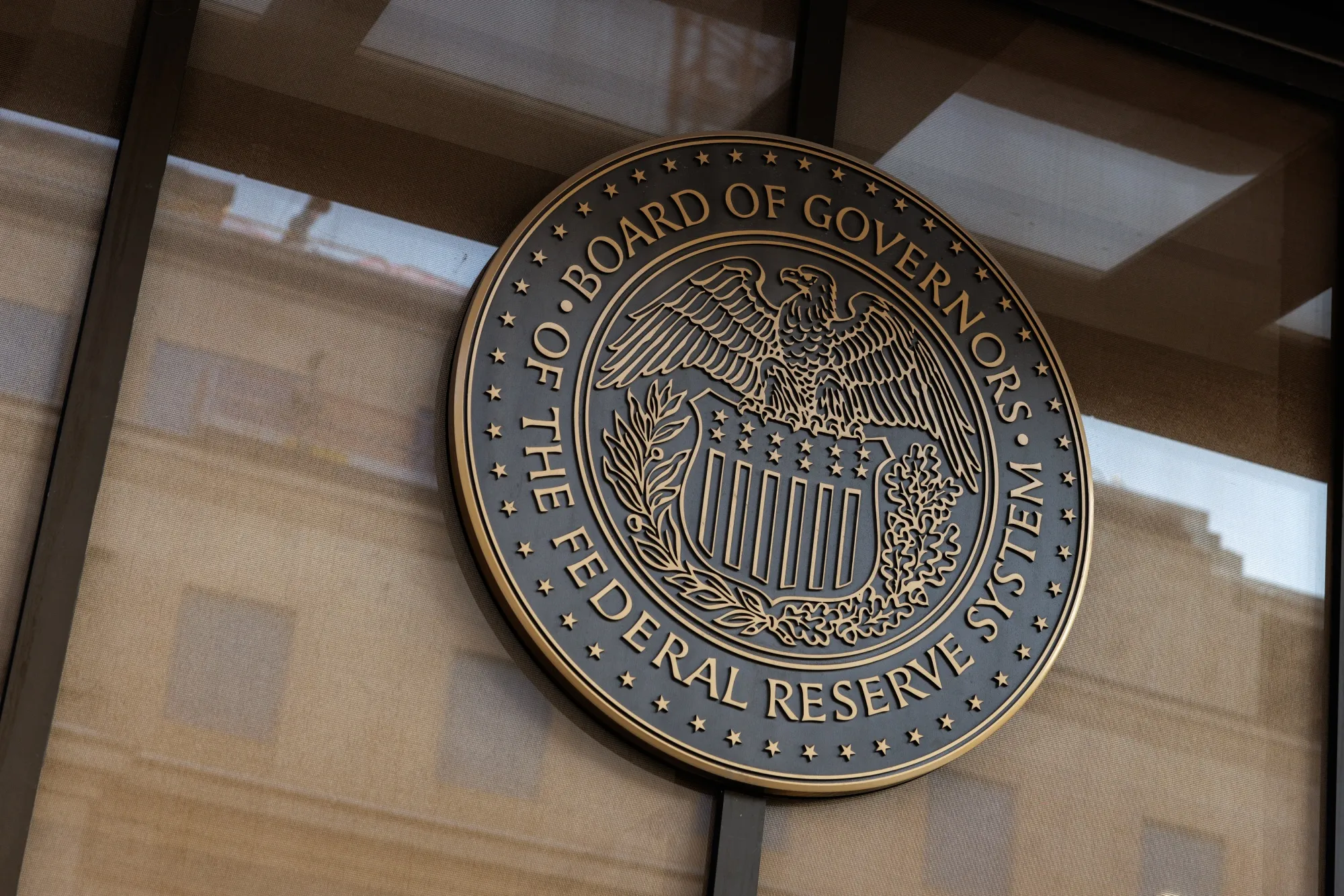 The seal of the US Federal Reserve Board of Governors.