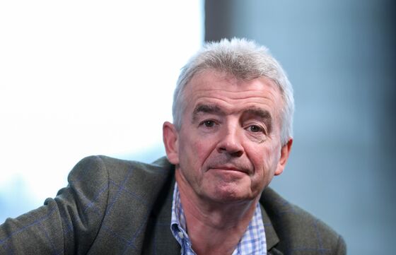 Ryanair Banking on Vaccine Boost to Turn Around Air Travel
