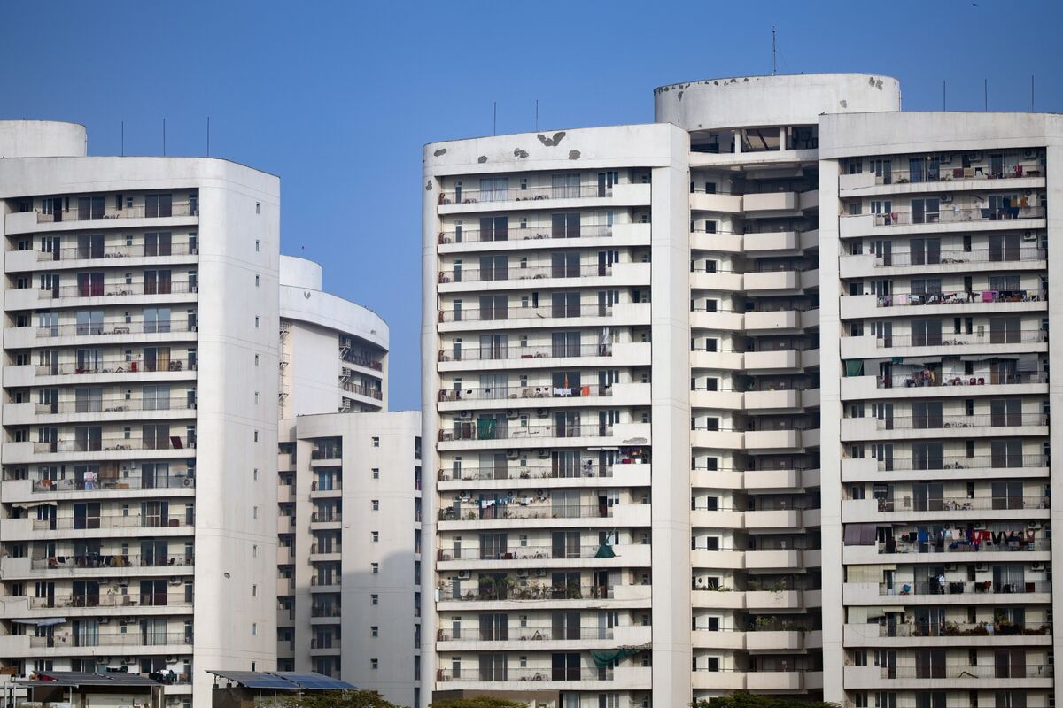 MUFG to Foray Into Indian Real Estate, Expand Forex Derivatives