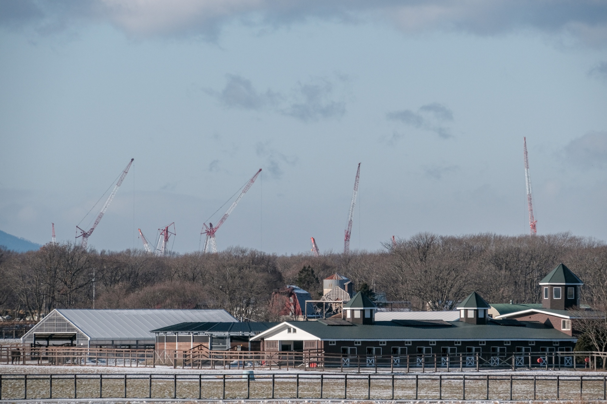 Japan’s Chip Spree Aims to Kick Economy Into High Gear