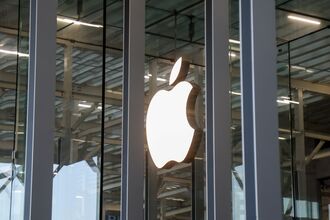 Apple Ahead Of Earnings Figures