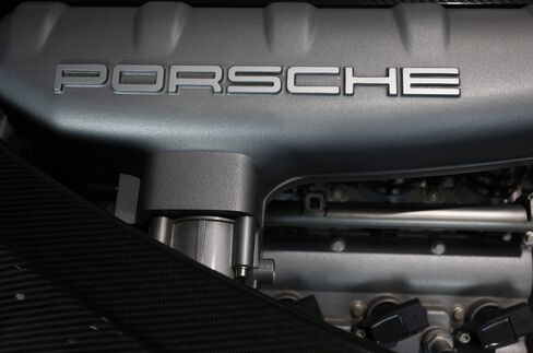 Porsche’s $2.2 Million Supercar, Macan SUV Head for China in ’14