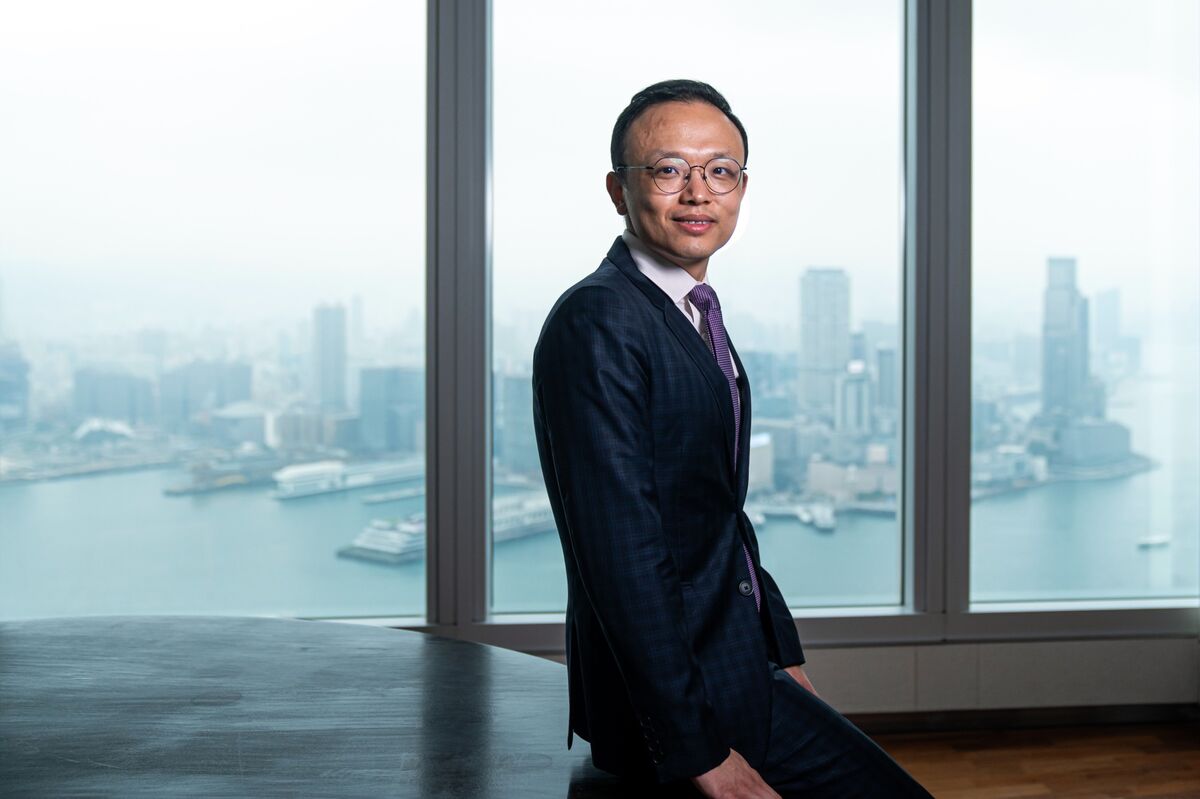 Veteran UBS Analyst Says AI Is Helping End China Property Sl