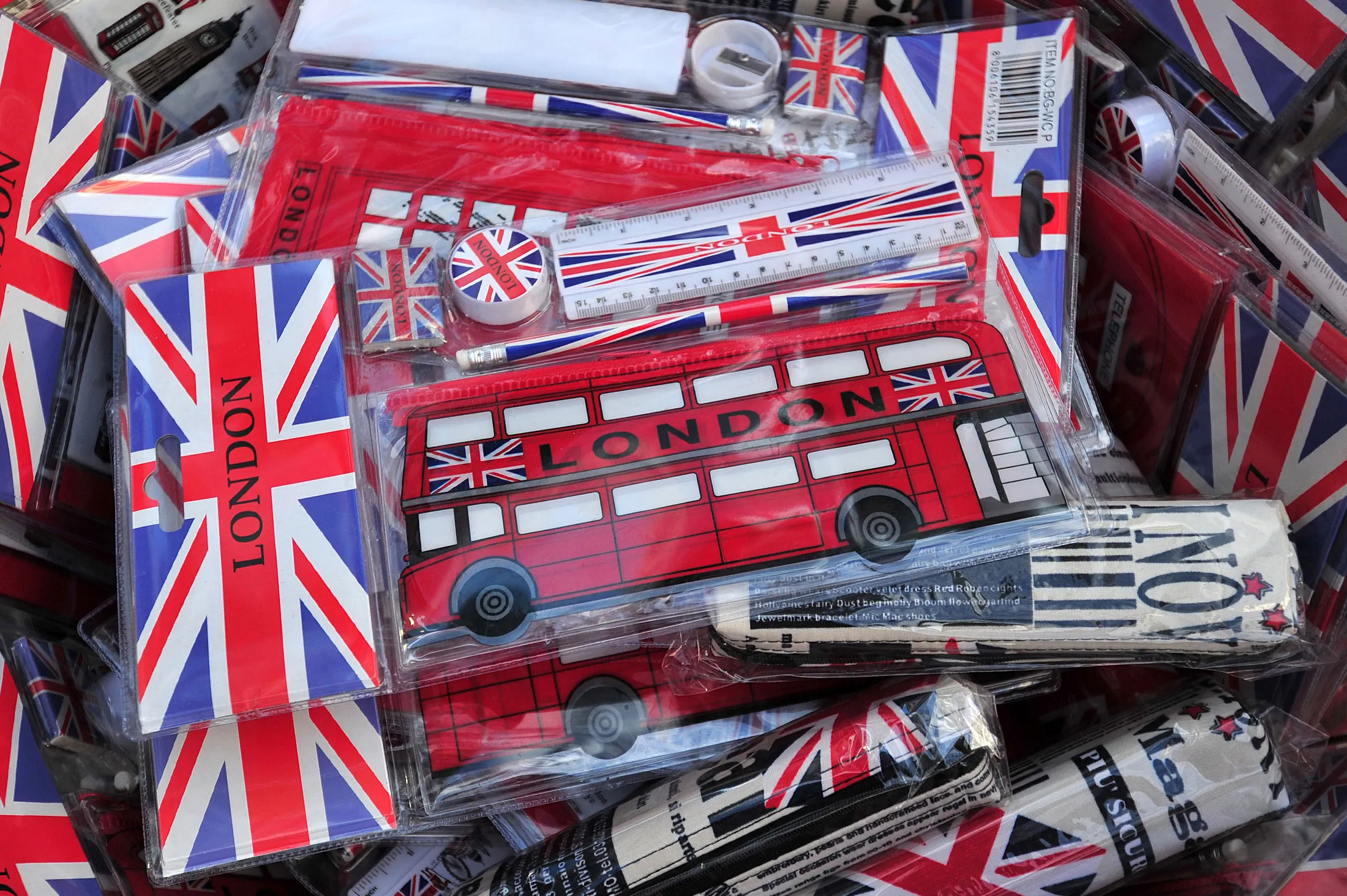BRITAIN-ECONOMY-RETAIL-CHRISTMAS