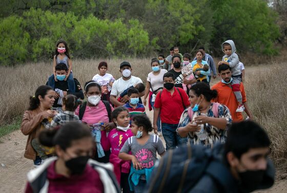 Migrant Children Will Be Housed at Two U.S. Military Bases