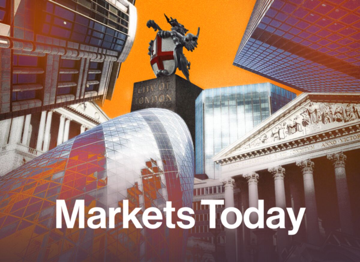 Live: FTSE 100 Falls in Broad Selloff, UK Bond Yields Rise