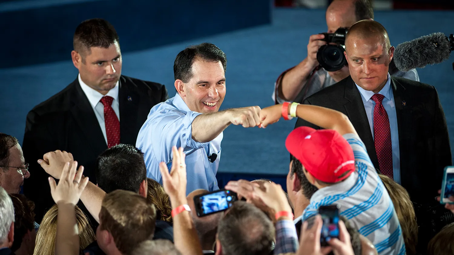 Scott Walker, governor of Wisconsin, greets attendees after his presidential campaign announcement in Waukesha, Wisconsin, U.S., on Monday, July 13, 2015.
