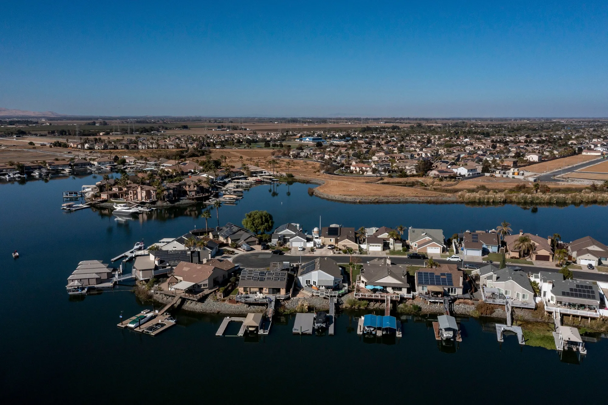 Nhà ở dân cư tại Discovery Bay, California.