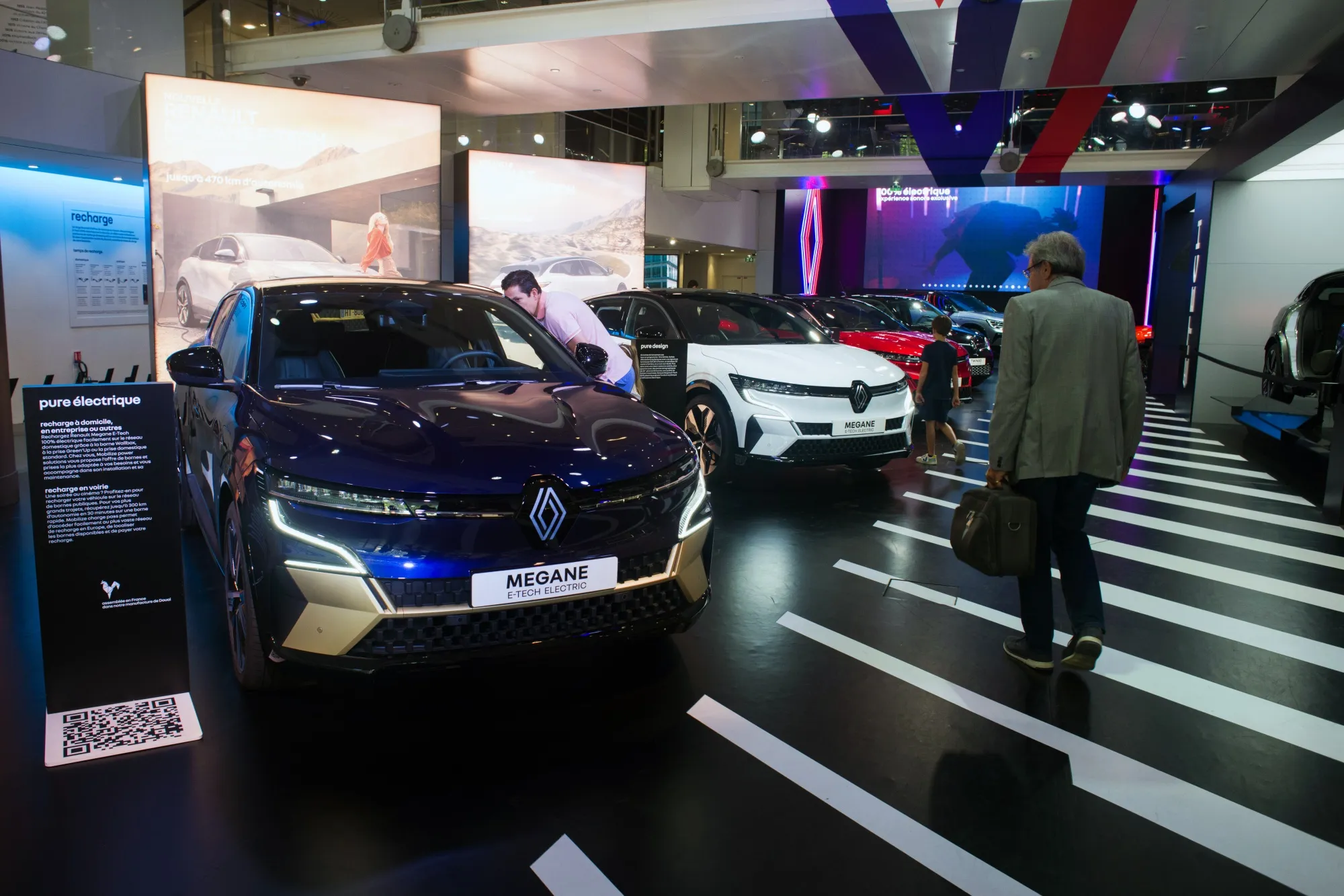 New-car registrations rose 17% to more than 1 million vehicles last month.
