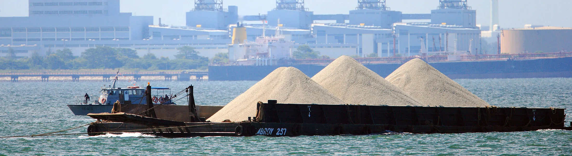 1509347891_singapore sand large lede