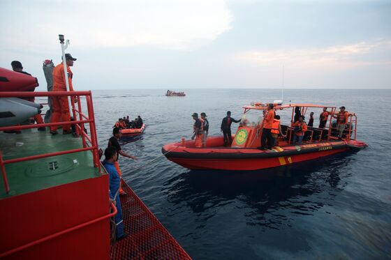 Black Box of Crashed Lion Air Boeing Plane Found