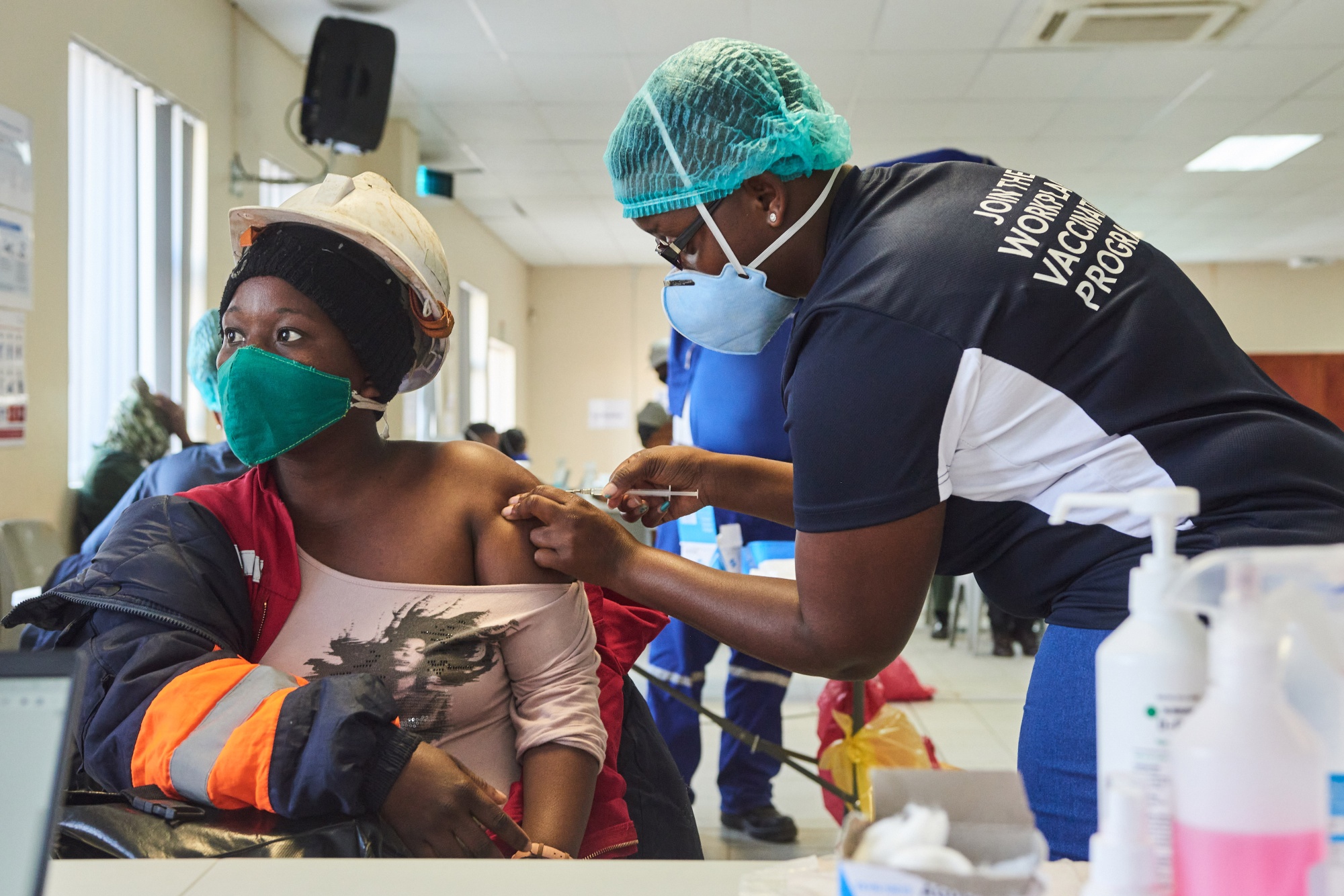 South African Mines Join Vaccination Effort