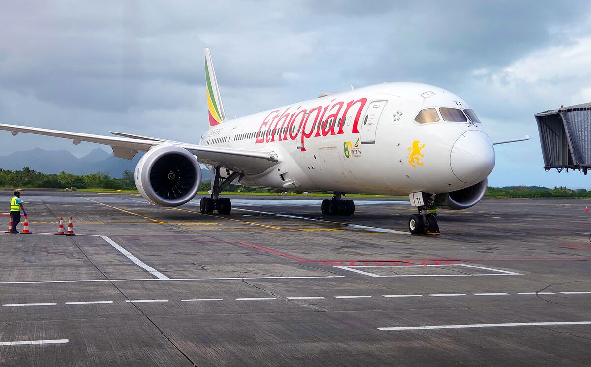 Ethiopian Air Studies Large Order That Puts Jet Rivals in Play