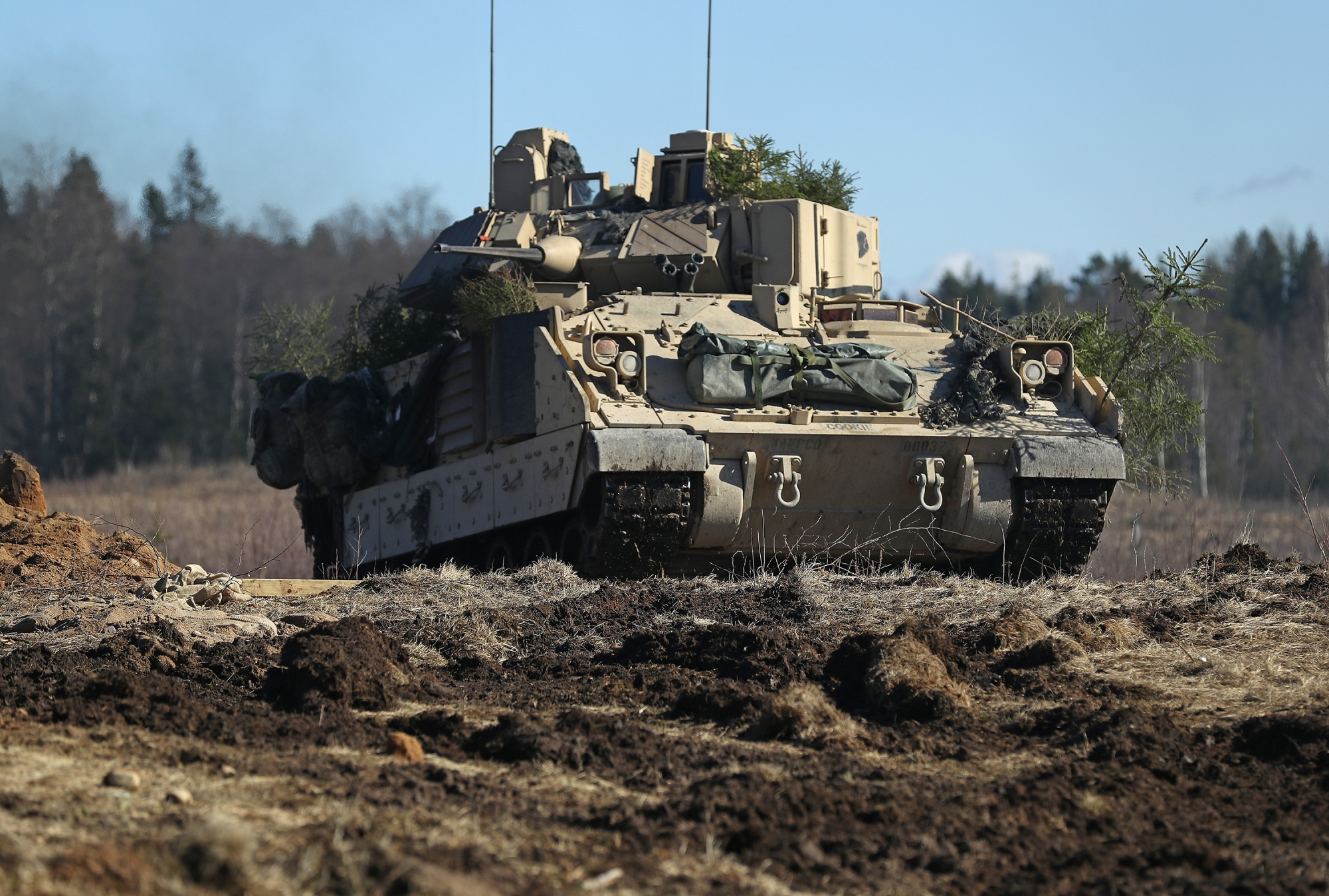 Army Restarts $45 Billion Bradley Armored Vehicle Competition - Bloomberg