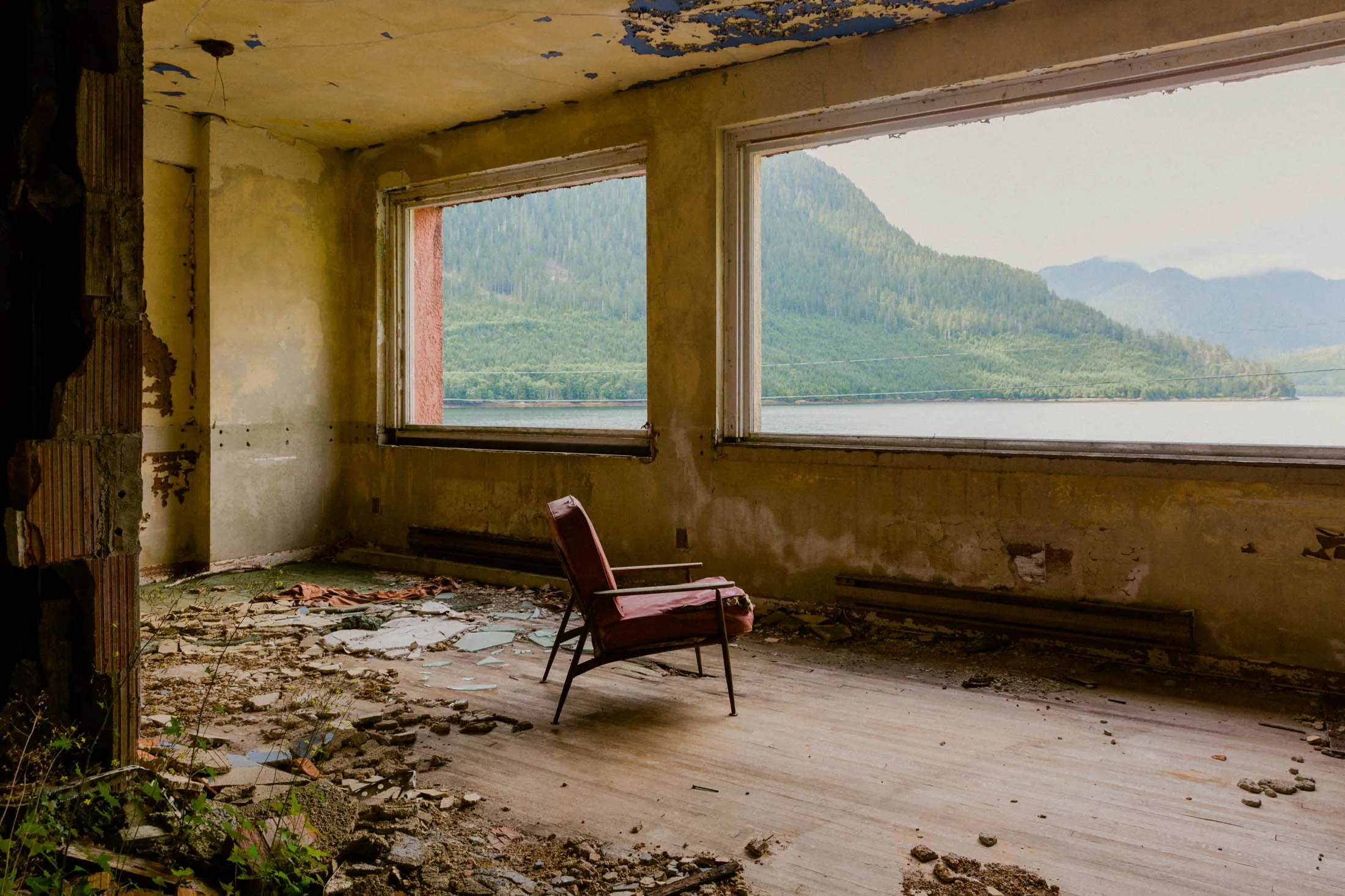 The Bitcoin Boom Reaches a Canadian Ghost Town - Bloomberg