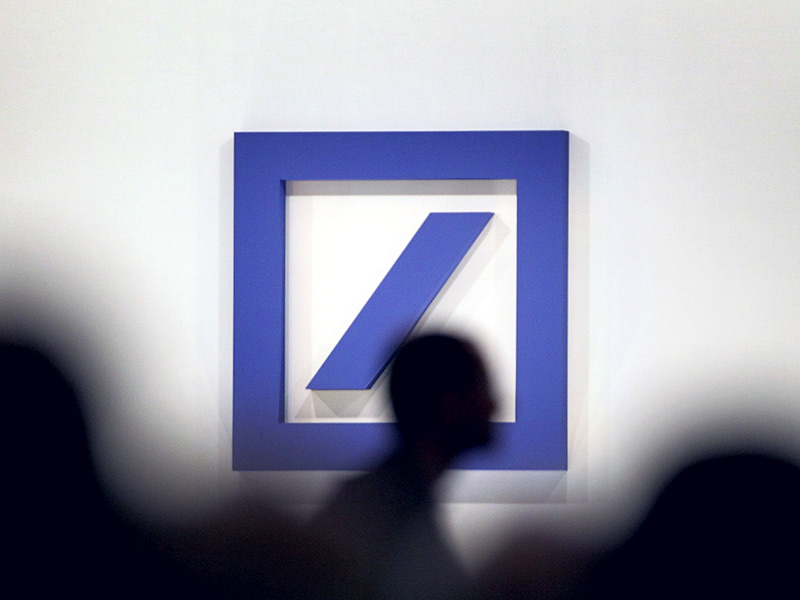 Deutsche Bank Executive's 1MDB Role In Investigators' Focus - Bloomberg