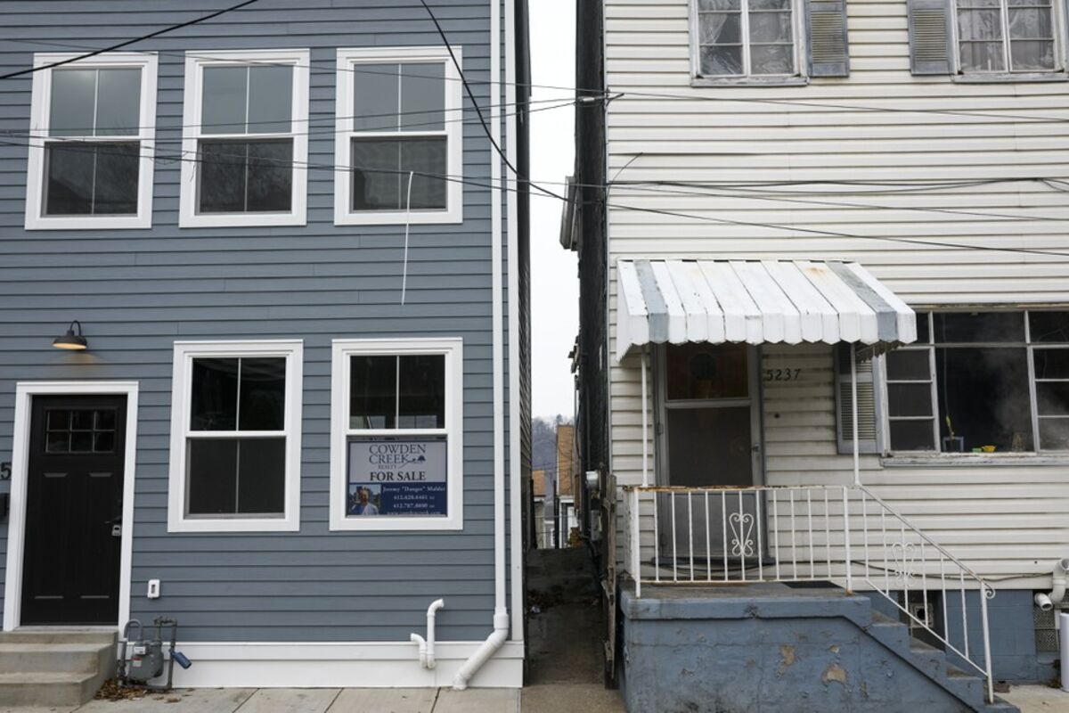 How Pittsburgh's House Flippers Get Buyers to Sell - Bloomberg
