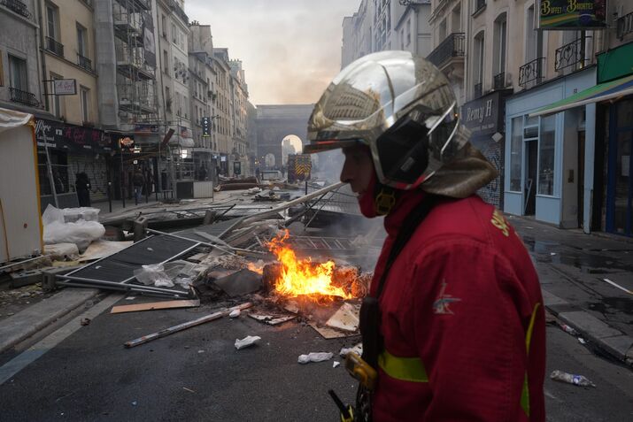 France Toughens Response to Protests as Officials Admit Failure