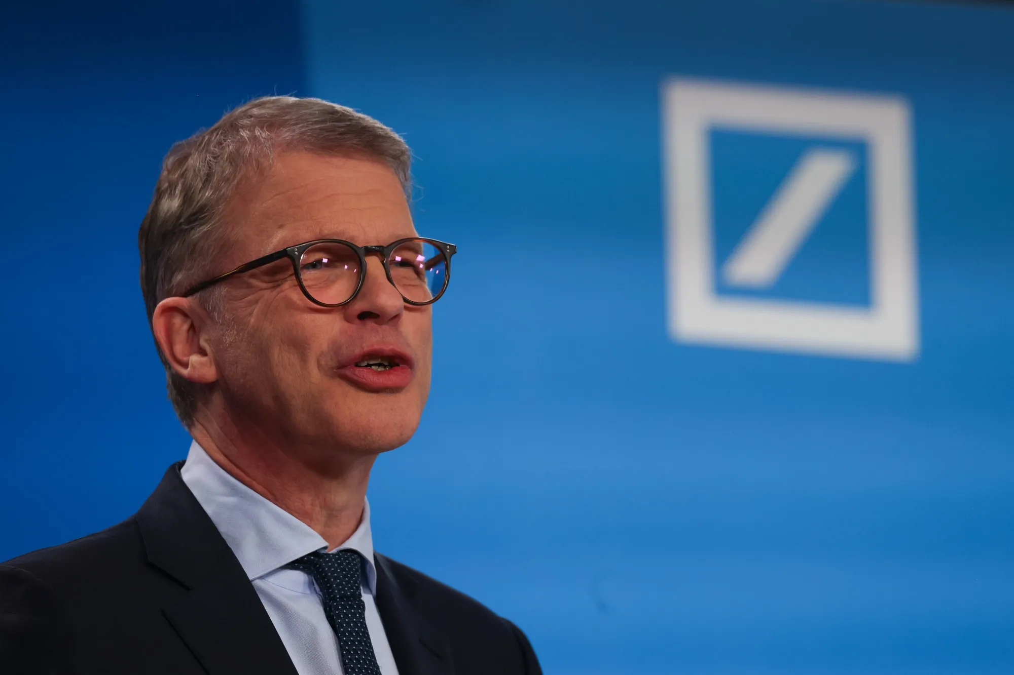 Deutsche Bank&nbsp;CEO Christian Sewing says his firm hasn’t&nbsp;lost money on a loan to a private credit fund in a decade.&nbsp;