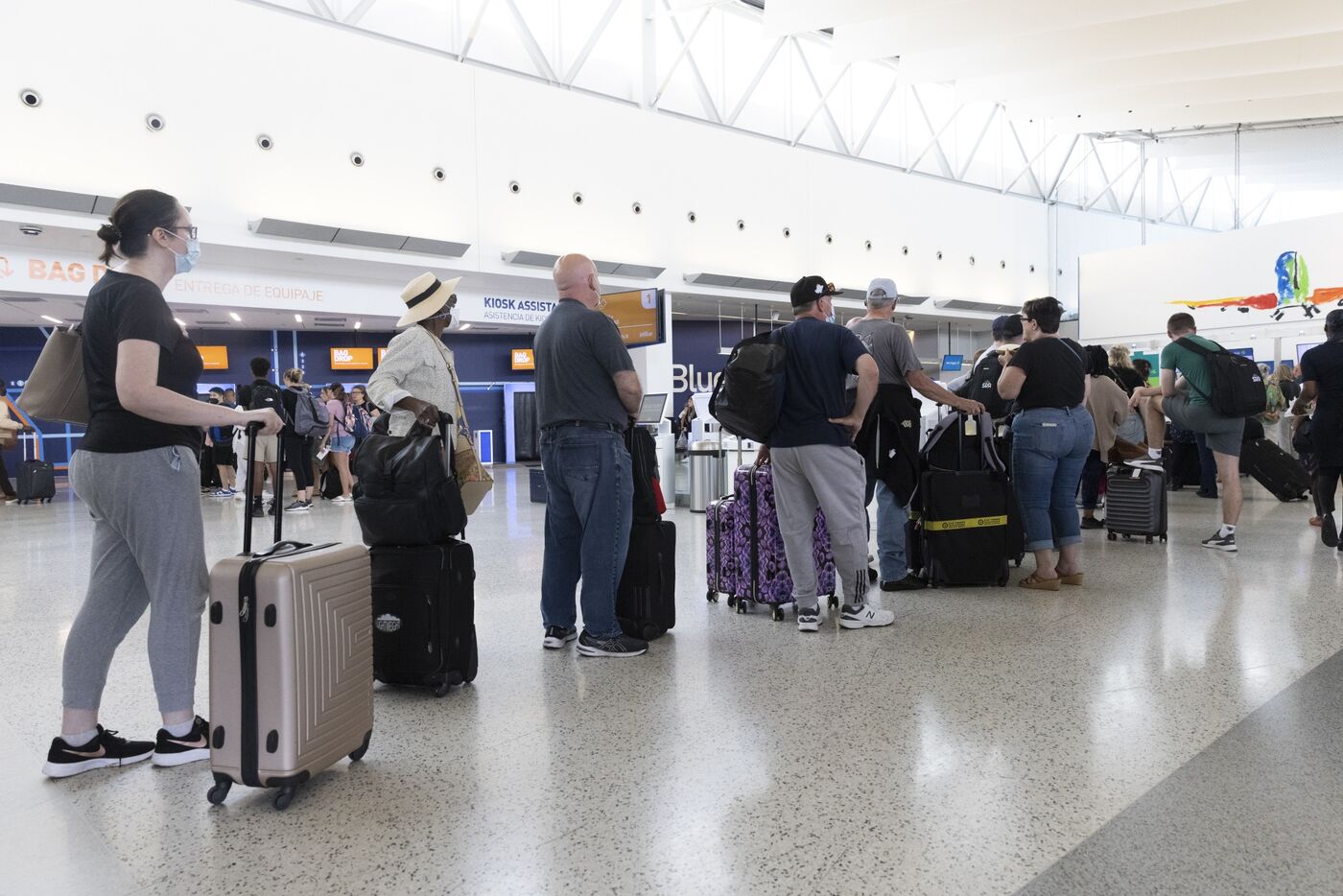 Flight Delays In US Linked To Airlines More Than Government - Bloomberg