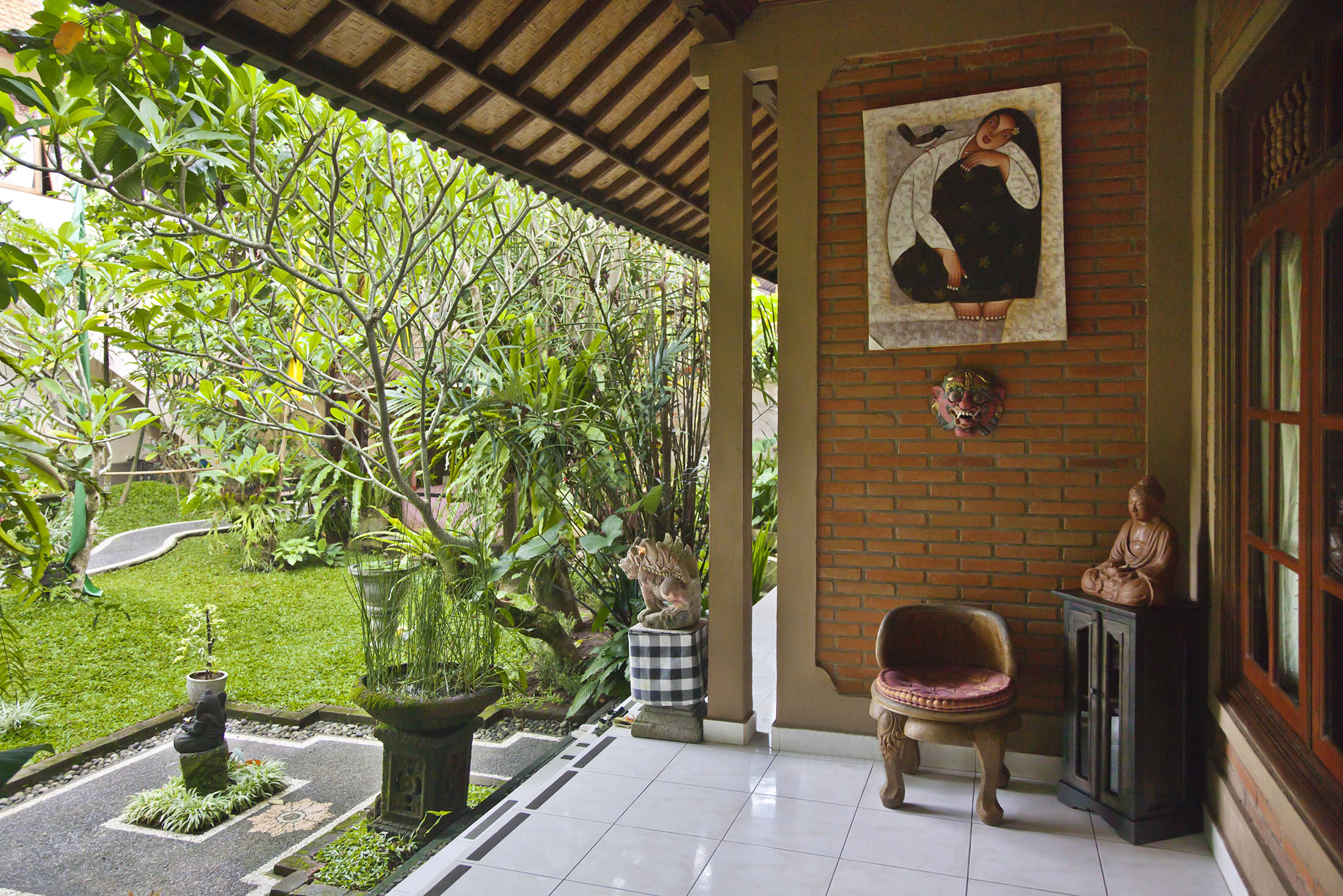Balinese home in Ubud, Bali. Indonesian President Joko Widodo has signed a long-awaited rule allowing resident foreigners to purchase so-called “right-to-use” property titles for 30 years, five years longer than a previous 1996 regulation, with a possible extension of up to 50 more years.
