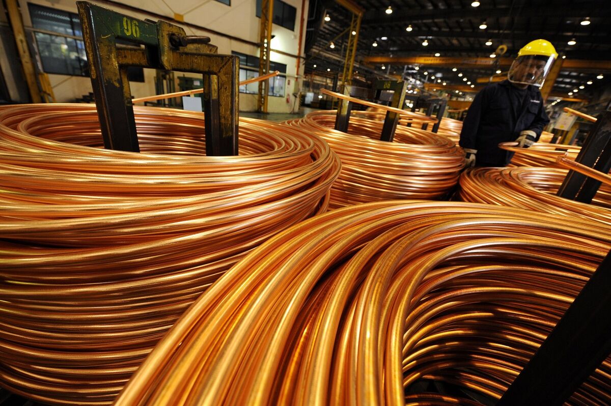 Copper Drops as Over 121 Million Pounds Trade in Three Minutes Bloomberg