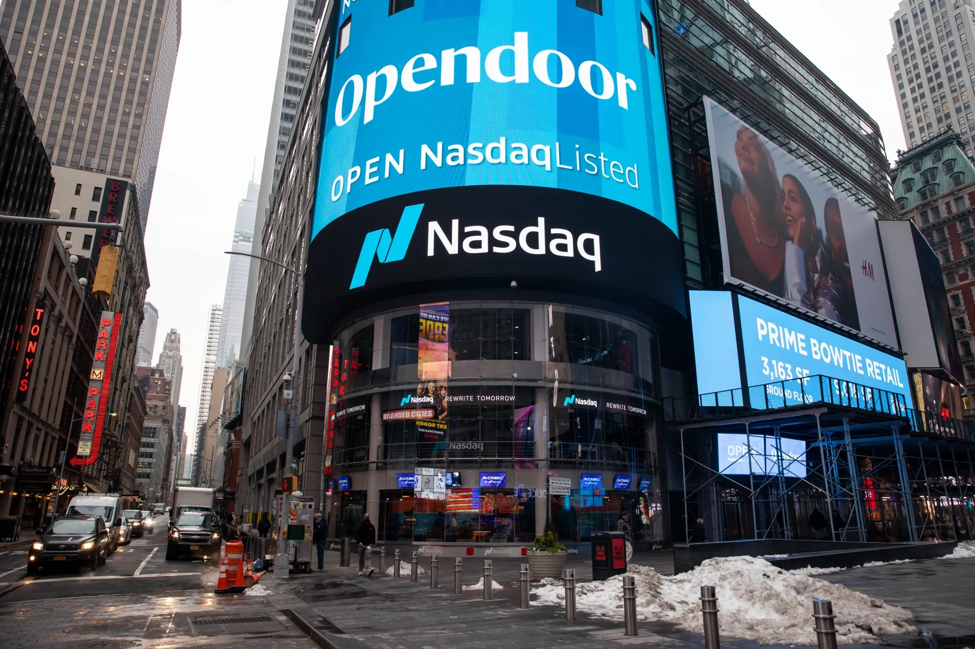 A monitor displays Opendoor Technologies signage in front of the Nasdaq MarketSite during the company's IPO&nbsp;in New York, on&nbsp;Dec. 21.