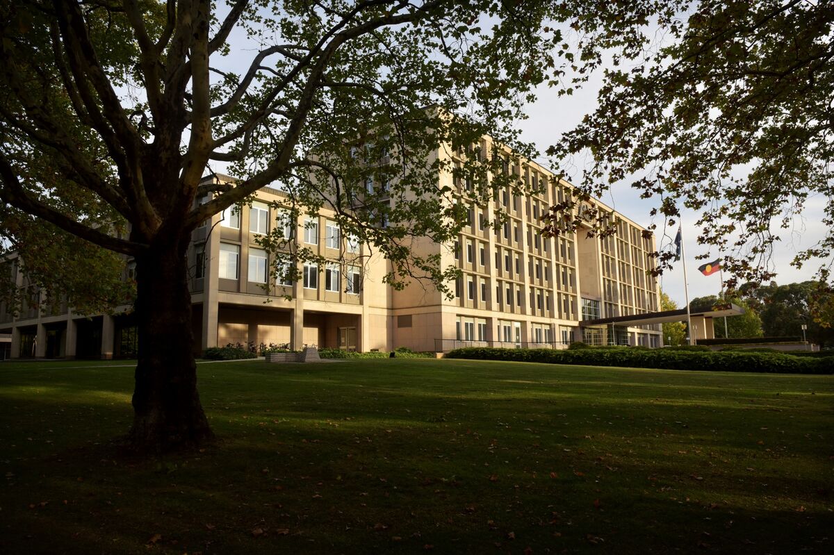 assets.bwbx.io image